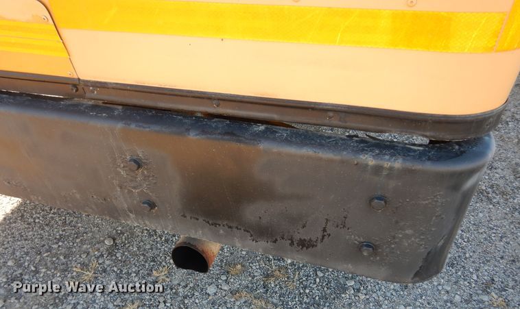 image for item DI6871 2005 Ford E450 Super Duty  school bus