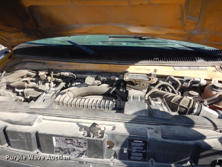 image for item DI6871 2005 Ford E450 Super Duty  school bus