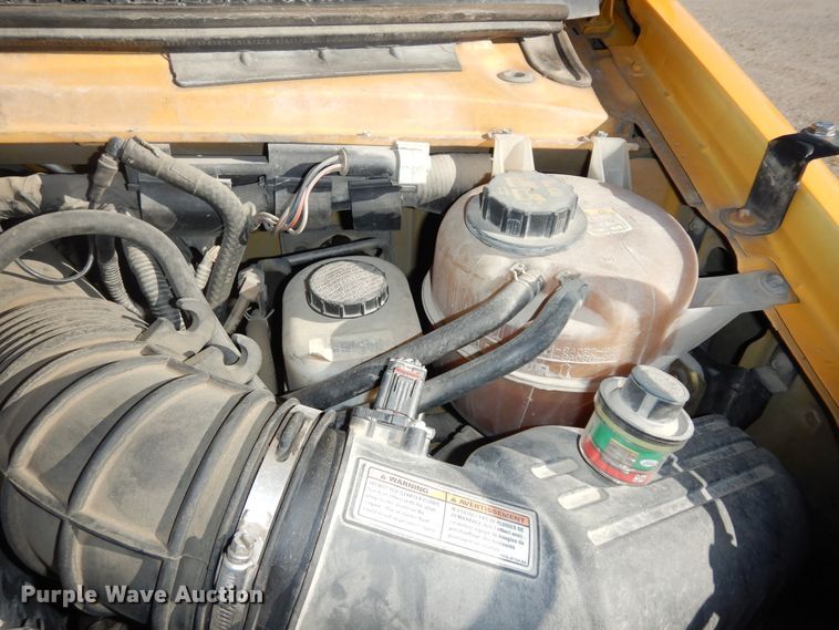 image for item DI6871 2005 Ford E450 Super Duty  school bus