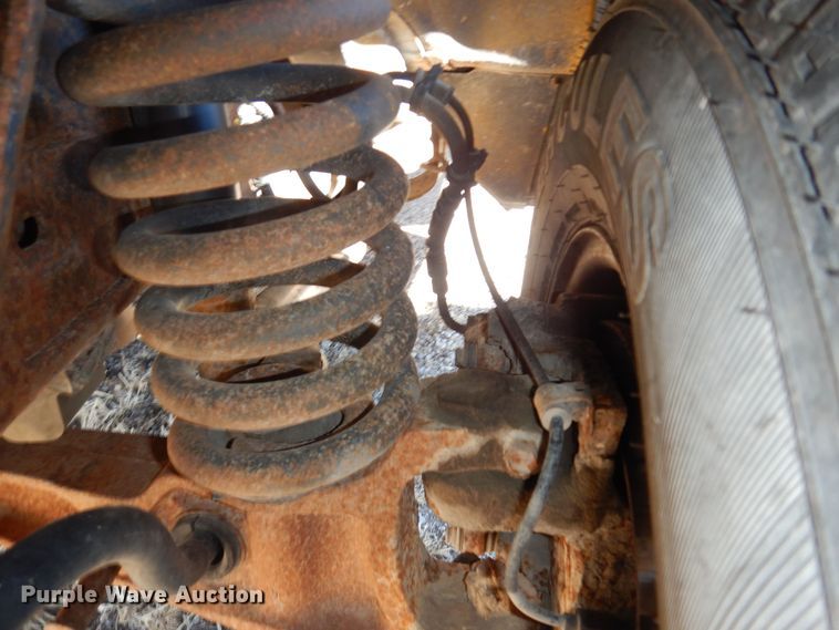 image for item DI6871 2005 Ford E450 Super Duty  school bus