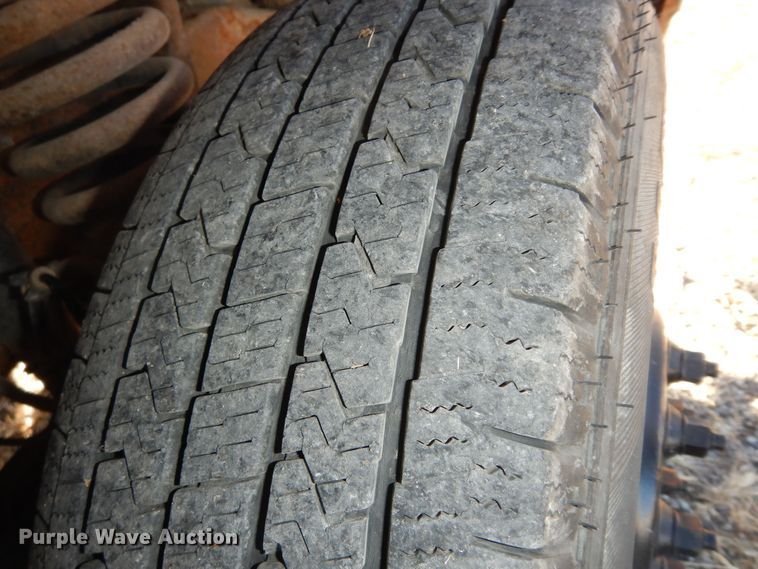 image for item DI6871 2005 Ford E450 Super Duty  school bus