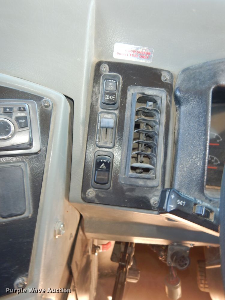 image for item DI6932 2009 Blue Bird Vision  school bus