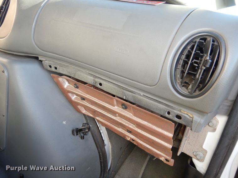 image for item DK7493 2008 Ford E450 Super Duty  ambulance