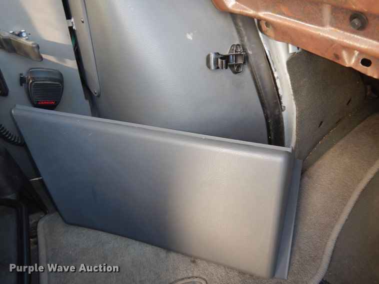 image for item DK7493 2008 Ford E450 Super Duty  ambulance