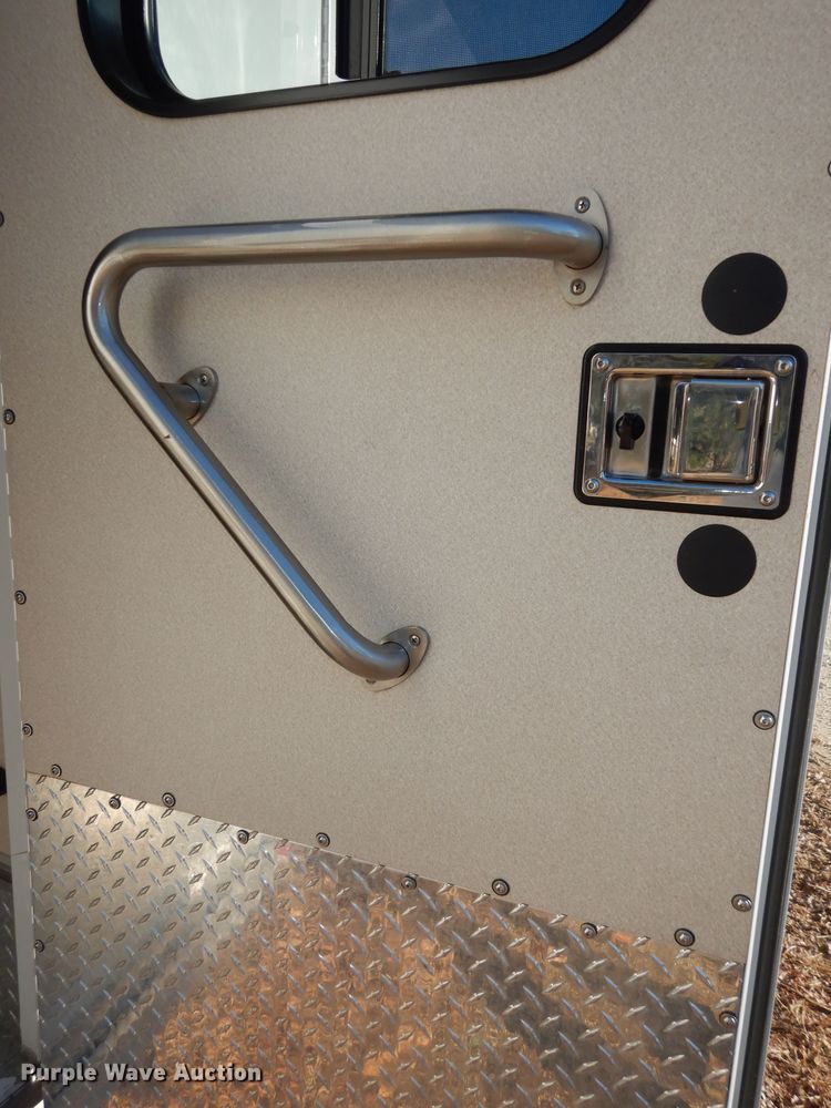 image for item DK7493 2008 Ford E450 Super Duty  ambulance