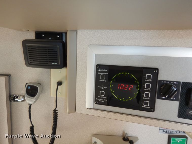 image for item DK7493 2008 Ford E450 Super Duty  ambulance