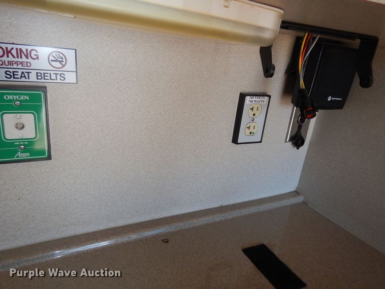 image for item DK7493 2008 Ford E450 Super Duty  ambulance