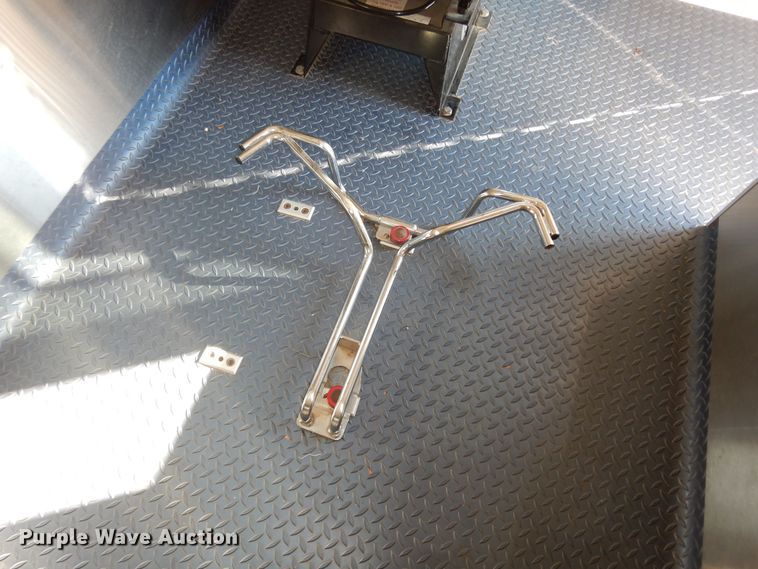 image for item DK7493 2008 Ford E450 Super Duty  ambulance