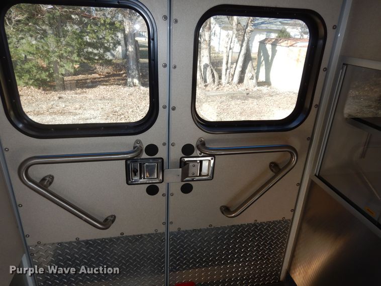 image for item DK7493 2008 Ford E450 Super Duty  ambulance