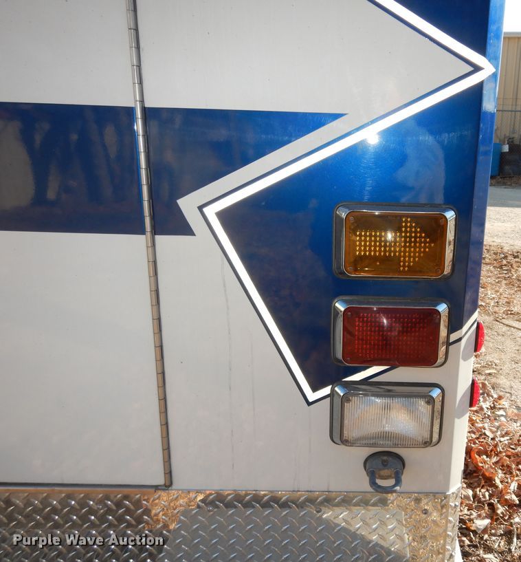 image for item DK7493 2008 Ford E450 Super Duty  ambulance