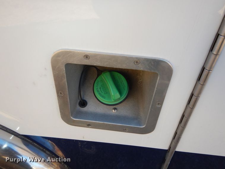 image for item DK7493 2008 Ford E450 Super Duty  ambulance