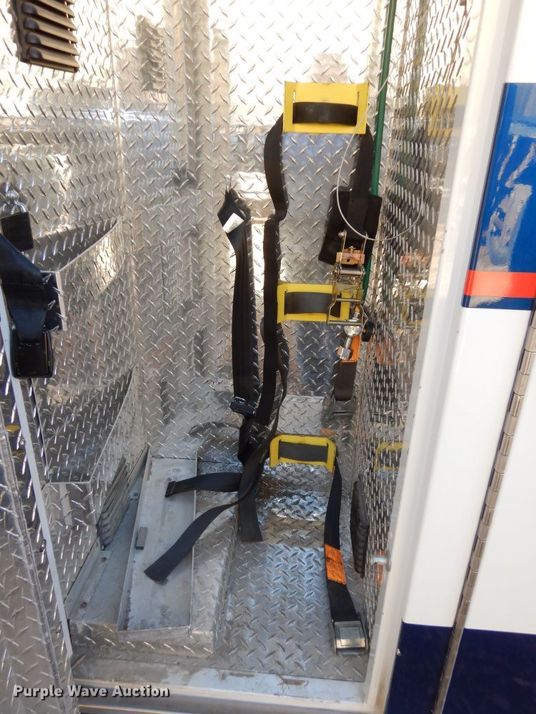 image for item DK7493 2008 Ford E450 Super Duty  ambulance