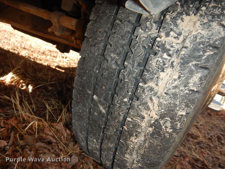 image for item DK7493 2008 Ford E450 Super Duty  ambulance