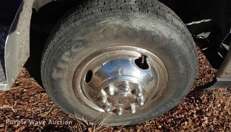 image for item DK7493 2008 Ford E450 Super Duty  ambulance