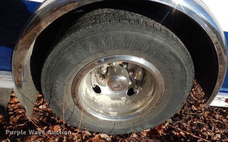 image for item DK7493 2008 Ford E450 Super Duty  ambulance