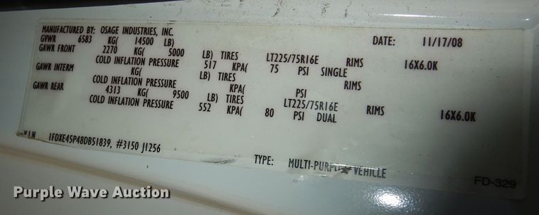 image for item DK7493 2008 Ford E450 Super Duty  ambulance