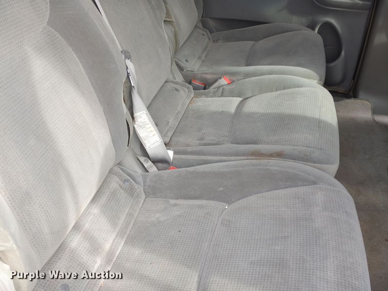 image for item DK7510 2005 Toyota Sienna LE  van