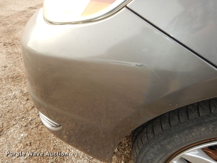 image for item DK7510 2005 Toyota Sienna LE  van