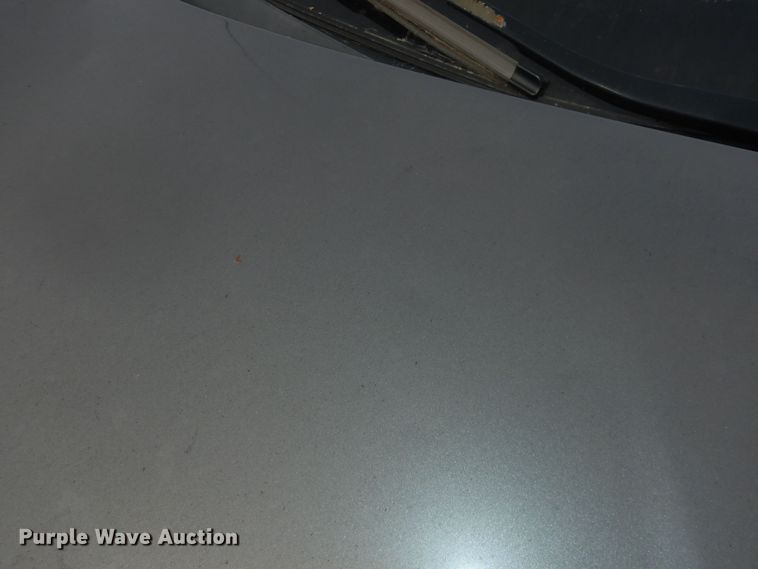 image for item DK7510 2005 Toyota Sienna LE  van