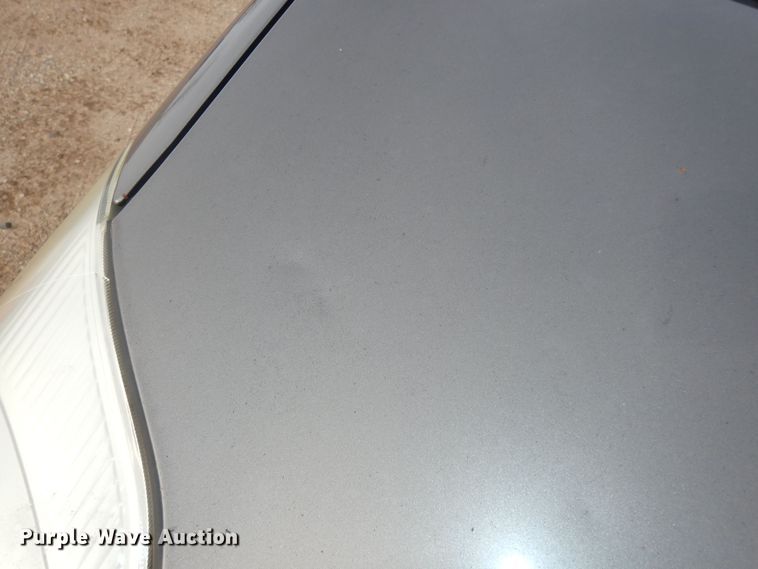 image for item DK7510 2005 Toyota Sienna LE  van