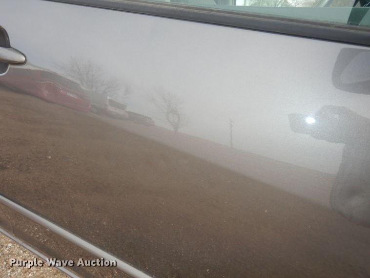 image for item DK7510 2005 Toyota Sienna LE  van