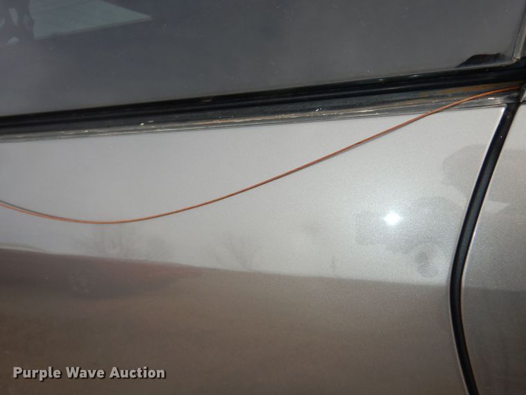 image for item DK7510 2005 Toyota Sienna LE  van