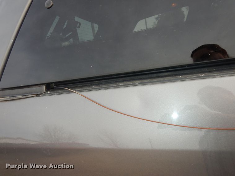 image for item DK7510 2005 Toyota Sienna LE  van