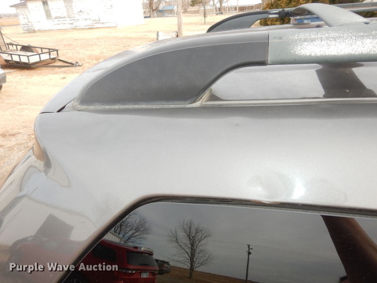 image for item DK7510 2005 Toyota Sienna LE  van