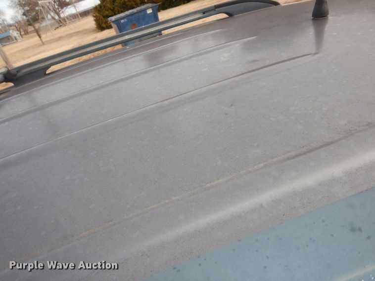 image for item DK7510 2005 Toyota Sienna LE  van