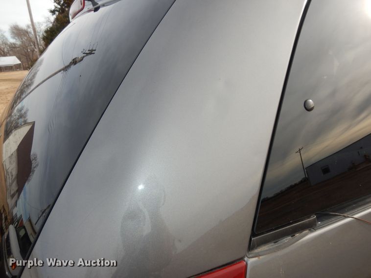 image for item DK7510 2005 Toyota Sienna LE  van