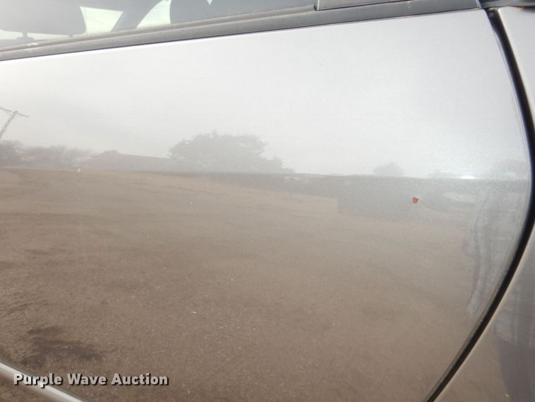 image for item DK7510 2005 Toyota Sienna LE  van