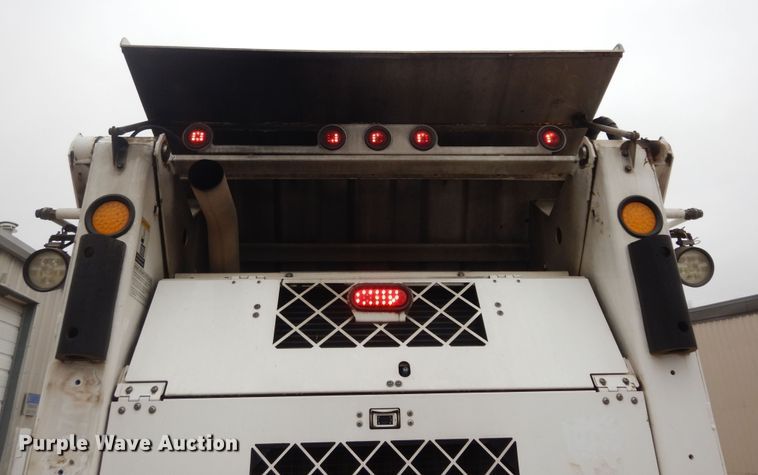 image for item DK7592 2015 Global M3  street sweeper truck