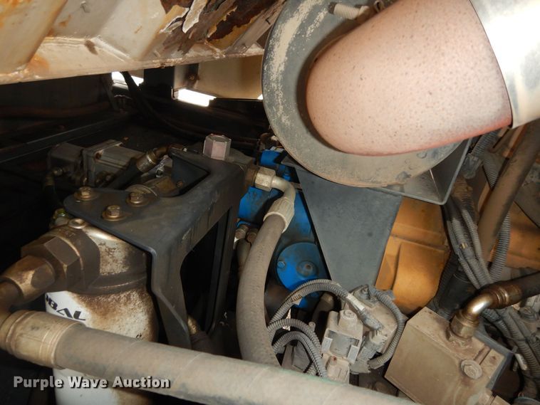 image for item DK7592 2015 Global M3  street sweeper truck