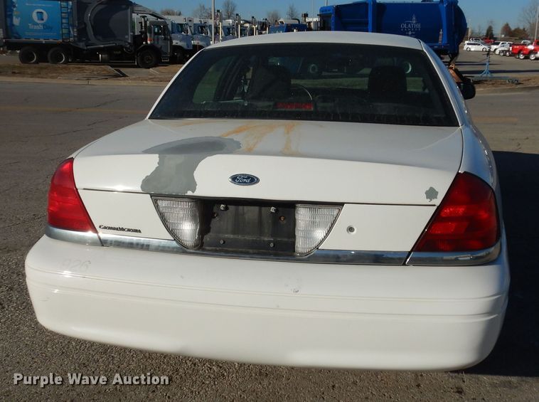 image for item DK7596 2007 Ford Crown Victoria Police Interceptor