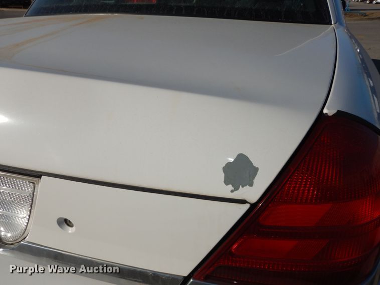 image for item DK7596 2007 Ford Crown Victoria Police Interceptor