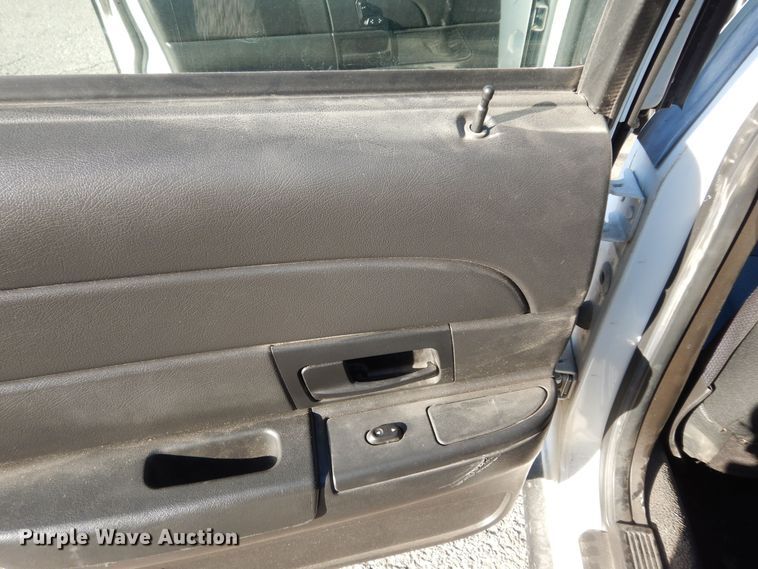 image for item DK7596 2007 Ford Crown Victoria Police Interceptor