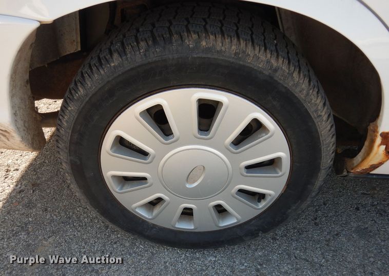 image for item DK7596 2007 Ford Crown Victoria Police Interceptor