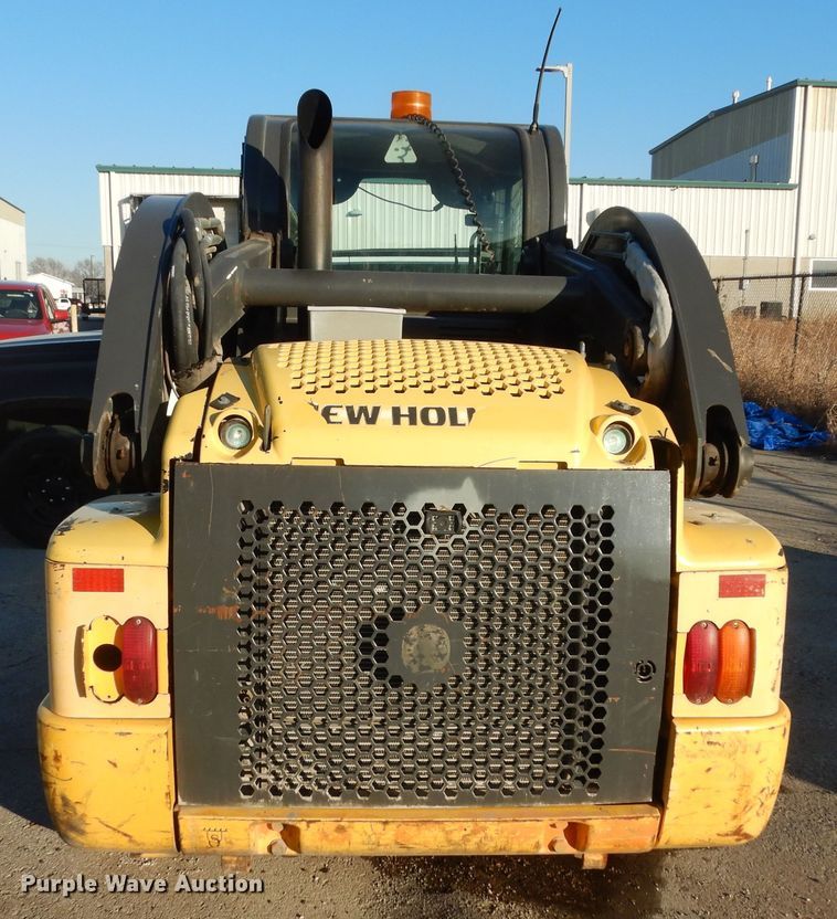 image for item DK7597 2012 New Holland L225  skid steer loader