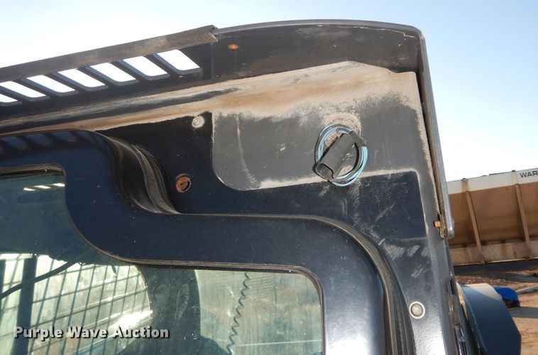 image for item DK7597 2012 New Holland L225  skid steer loader