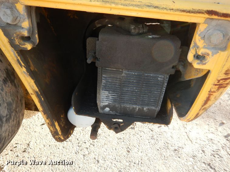 image for item DK7597 2012 New Holland L225  skid steer loader