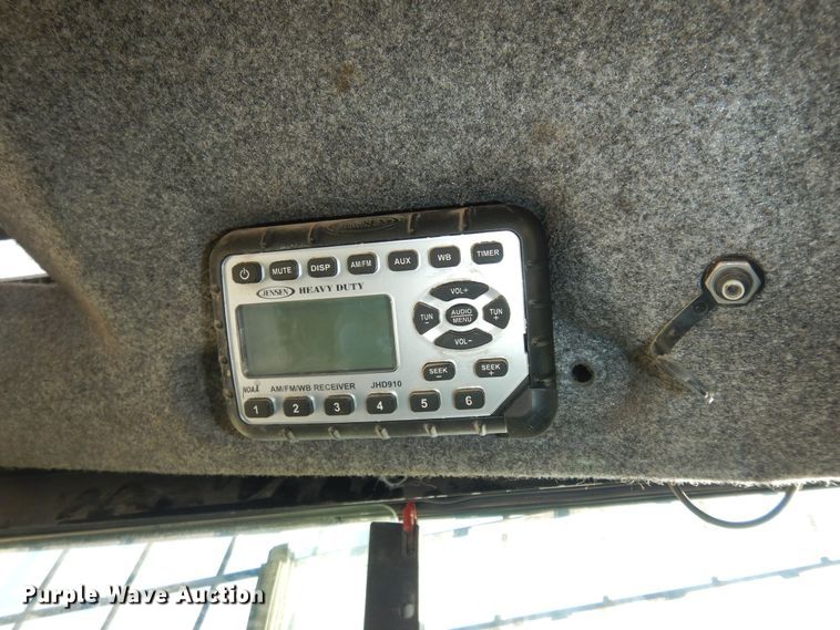 image for item DK7597 2012 New Holland L225  skid steer loader