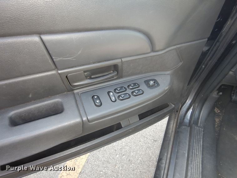 image for item DK7612 2005 Ford Crown Victoria Police Interceptor