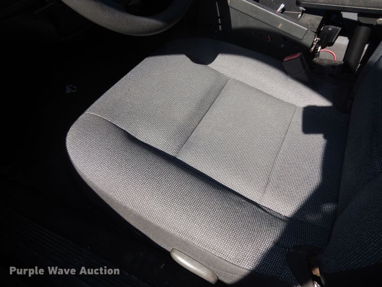 image for item DK7612 2005 Ford Crown Victoria Police Interceptor