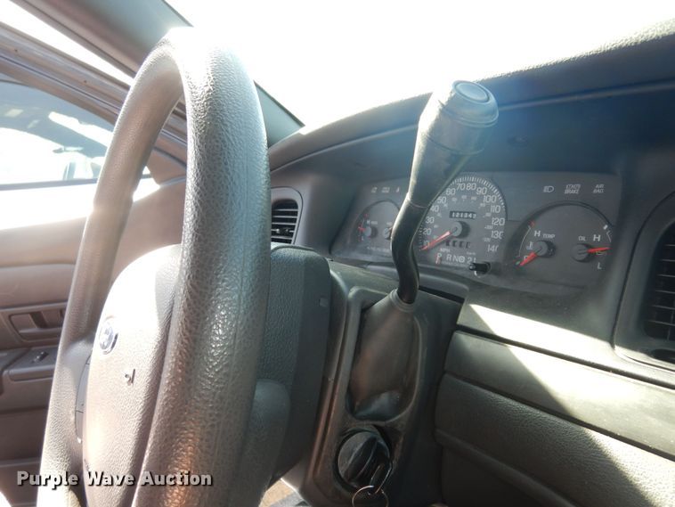 image for item DK7612 2005 Ford Crown Victoria Police Interceptor