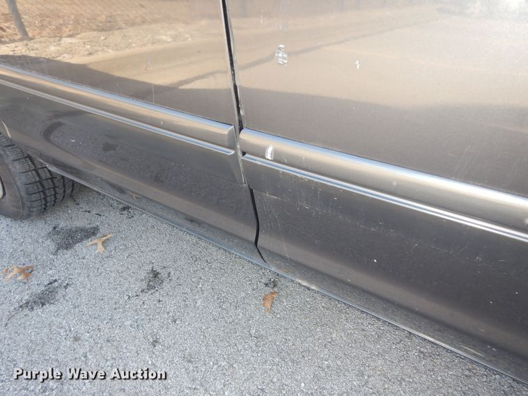 image for item DK7612 2005 Ford Crown Victoria Police Interceptor