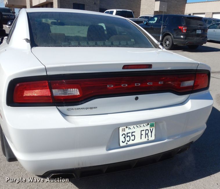 image for item DK7613 2013 Dodge Charger Police