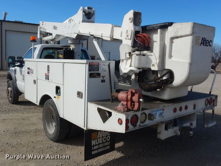 image for item DK7614 2009 Ford F550 Super Duty XL  bucket truck