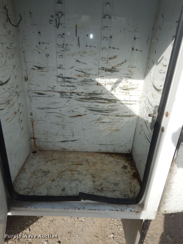 image for item DK7614 2009 Ford F550 Super Duty XL  bucket truck