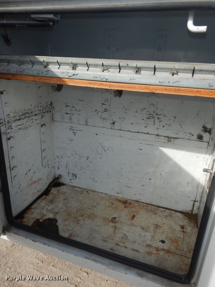 image for item DK7614 2009 Ford F550 Super Duty XL  bucket truck