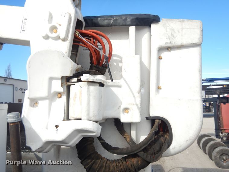 image for item DK7614 2009 Ford F550 Super Duty XL  bucket truck